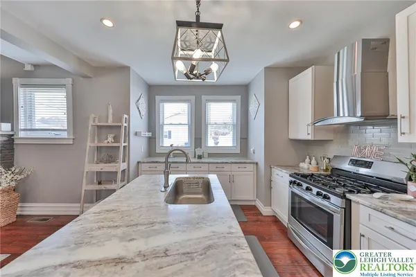 $419,900 | 1635 Pennsylvania Street, Allentown, PA 18102