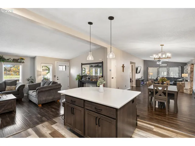 $715,000 | 15441 South Union Mills Road, Mulino, OR 97042