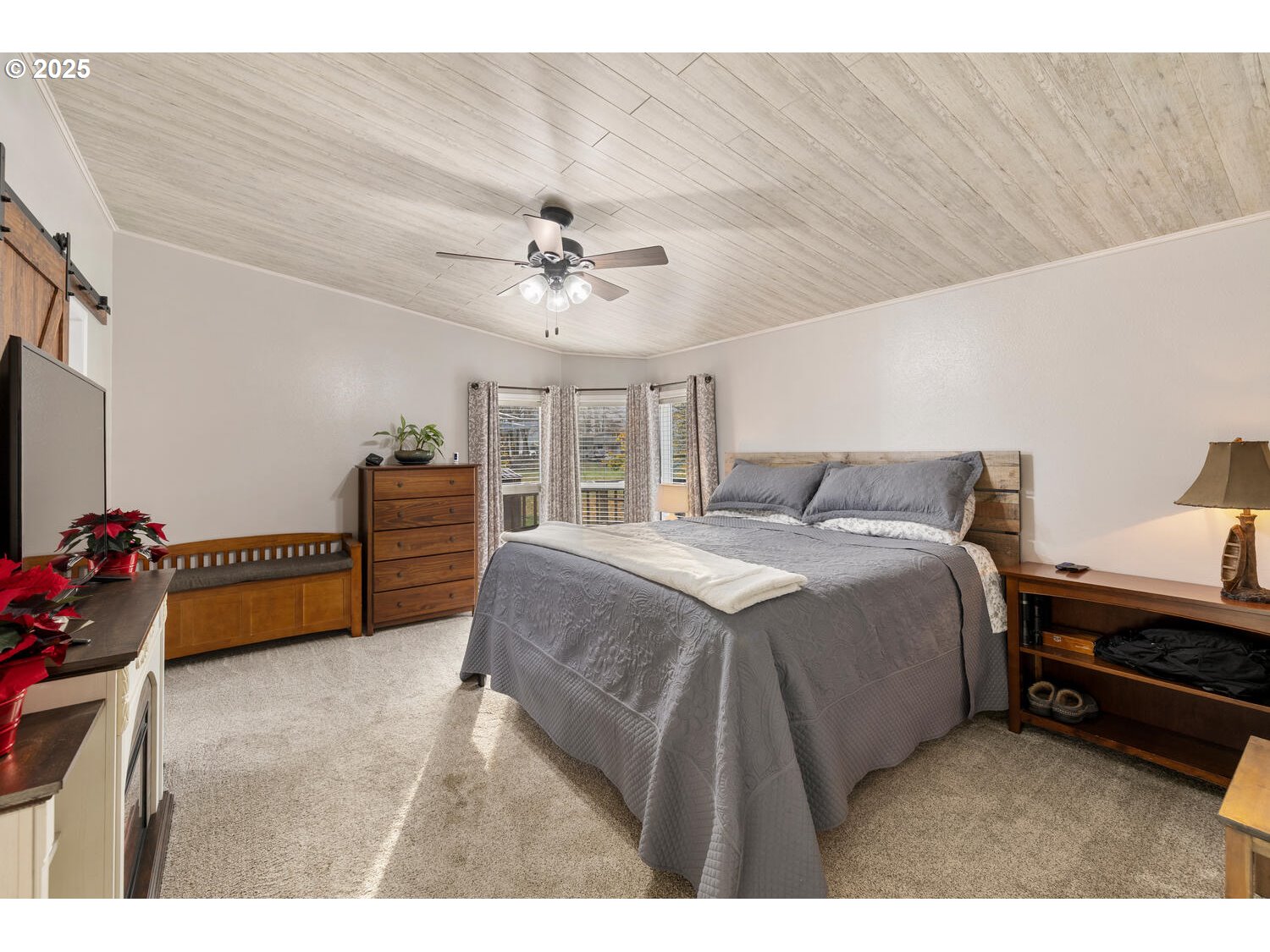 15441 South Union Mills Road Mulino, OR 97042 - Photo 20 of 48 Bedroom, Owner's Suite