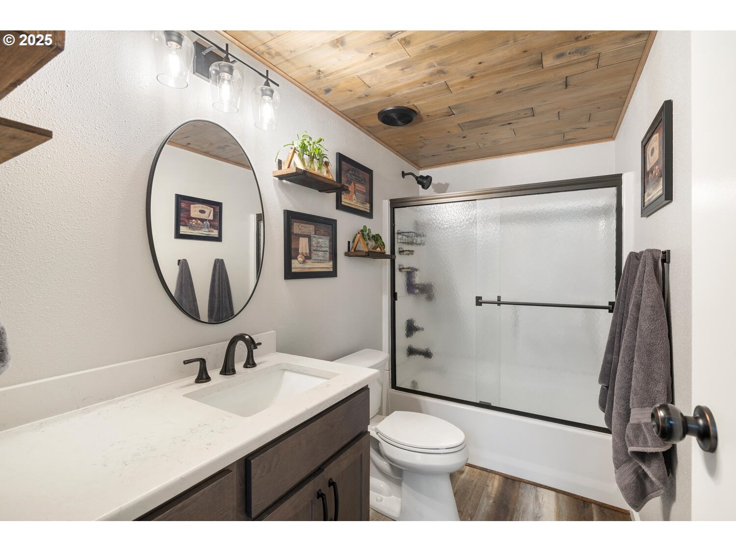 15441 South Union Mills Road Mulino, OR 97042 - Photo 27 of 48 Bathroom