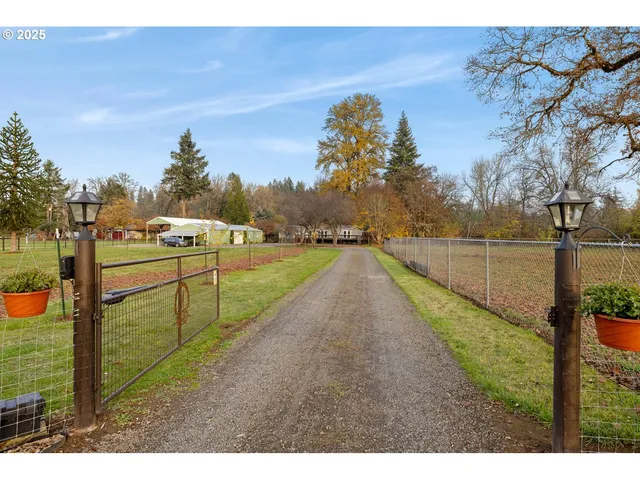 $715,000 | 15441 South Union Mills Road, Mulino, OR 97042