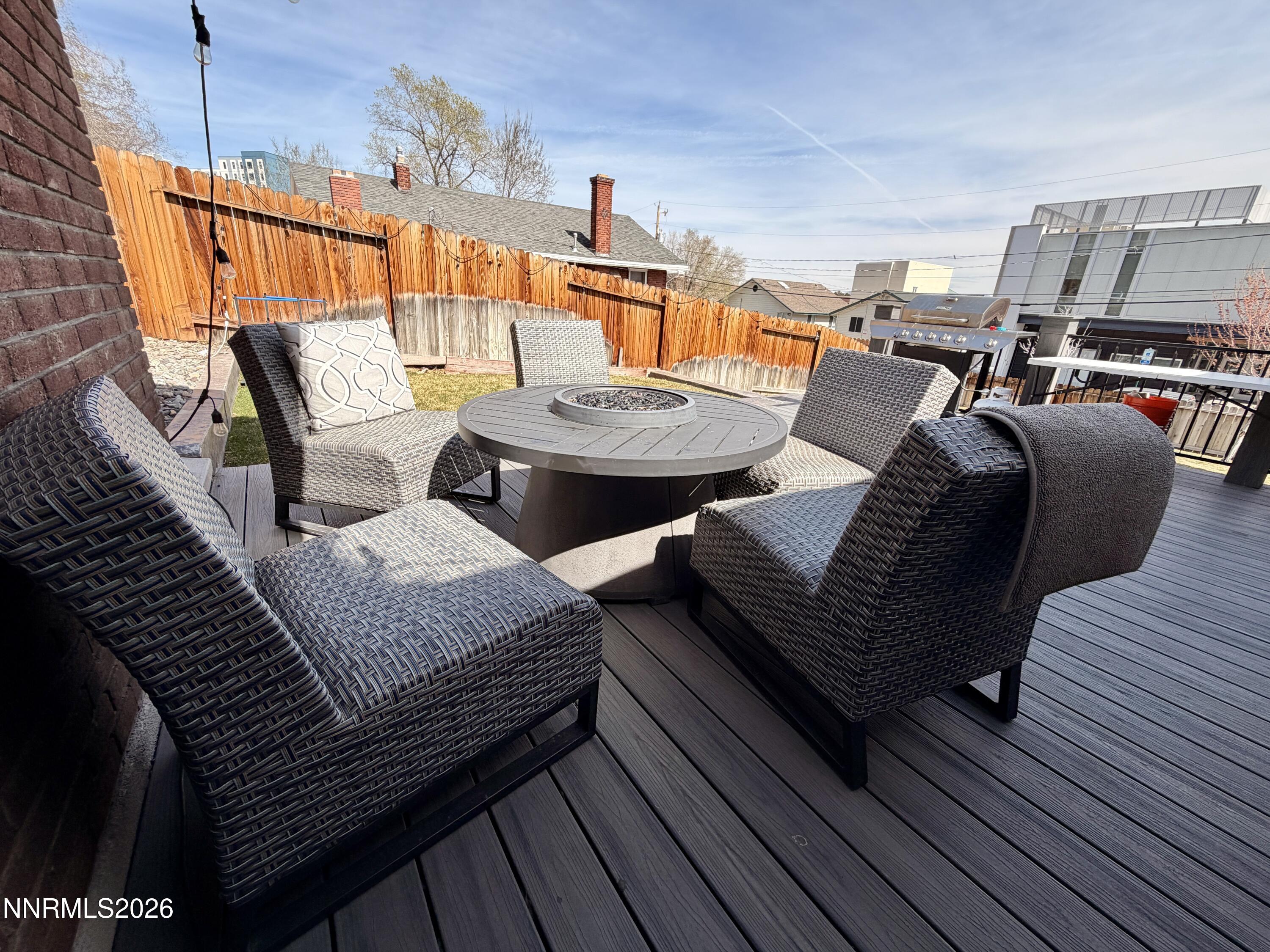 1311 Terrace Drive Reno, NV 89503 - Photo 22 of 33 Common porch