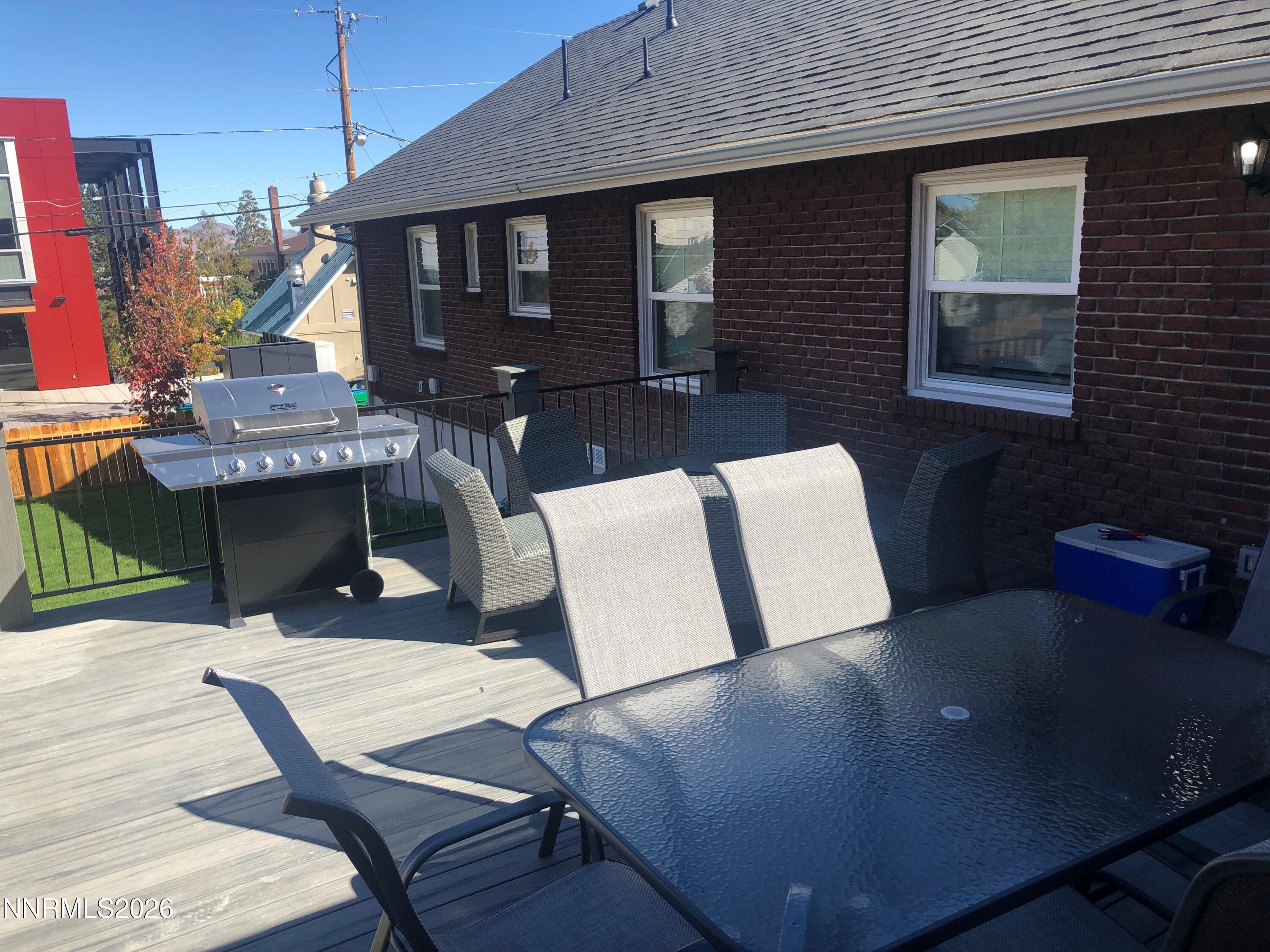 1311 Terrace Drive Reno, NV 89503 - Photo 23 of 33 1311 Terrace exterior 4