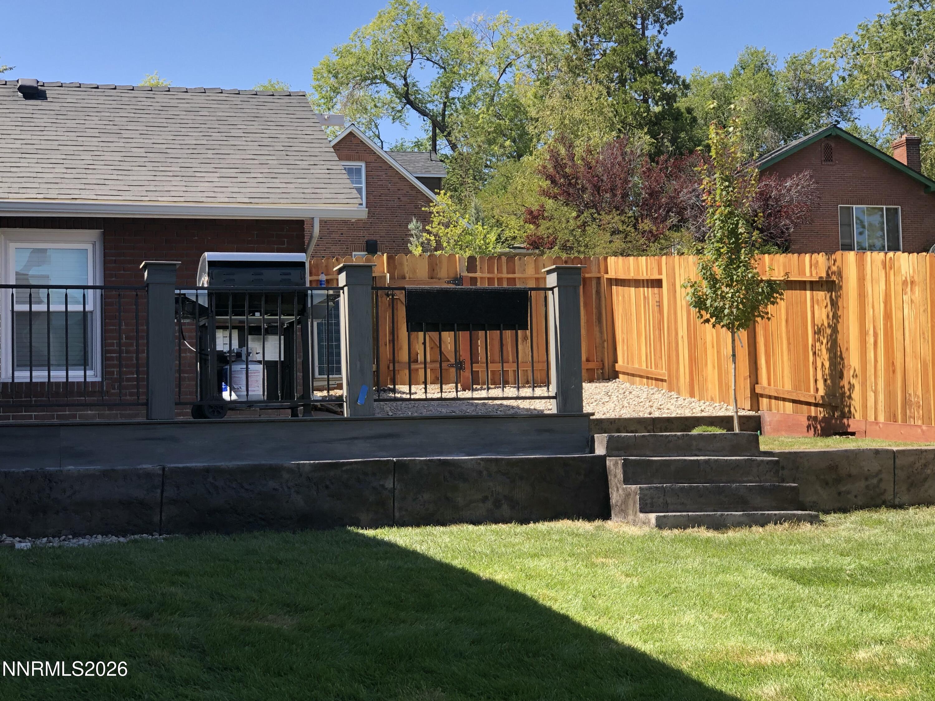 1311 Terrace Drive Reno, NV 89503 - Photo 24 of 33 1311 Terrace exterior 6