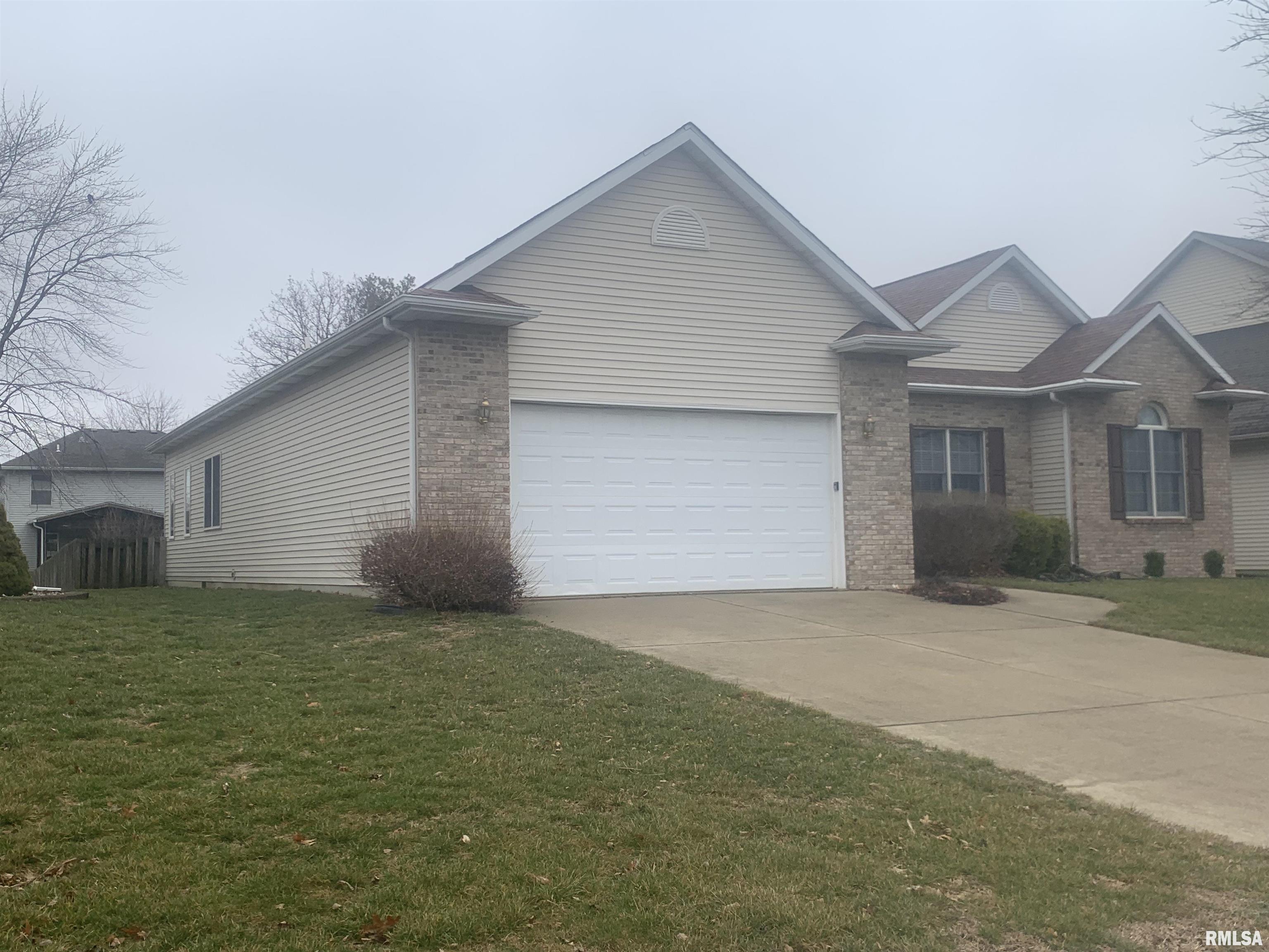 4117 Gaskell Drive Springfield, IL 62711 - Photo 6 of 47