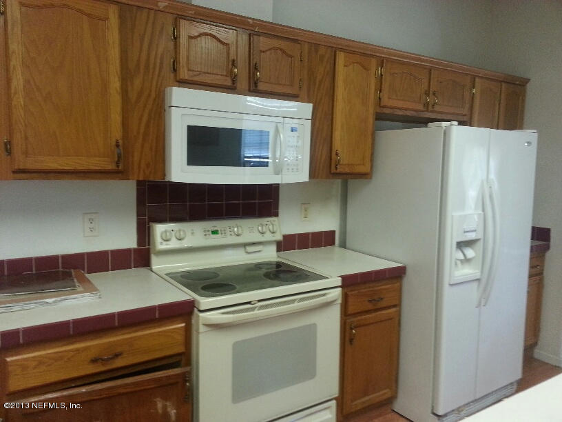 13365 Grover Road Jacksonville, FL 32226 - Photo 10 of 19 Kitchen appliances