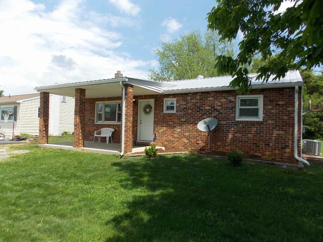 43 Riverside Avenue Verona, VA 24482 - Photo 2 of 30 Gallery Image 2