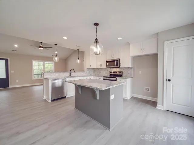 $399,000 | 8690 Crestwood Drive, Mount Pleasant, NC 28124