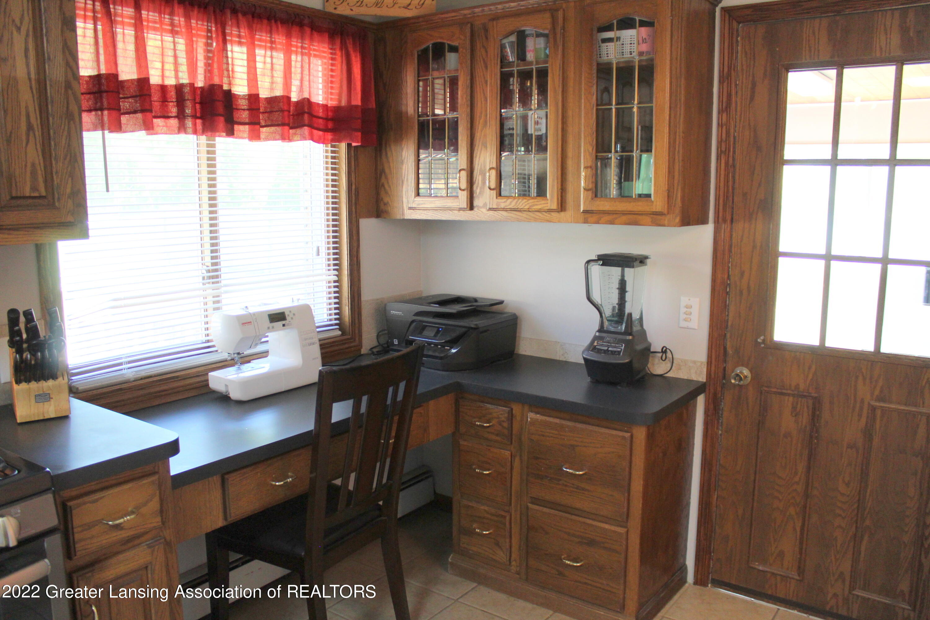 464 Creyts Road Dimondale, MI 48821 - Photo 16 of 56 26