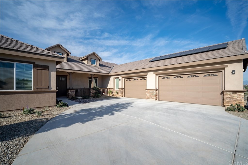 11225 Lindy Street Riverside, CA 92505 - Photo 5 of 56