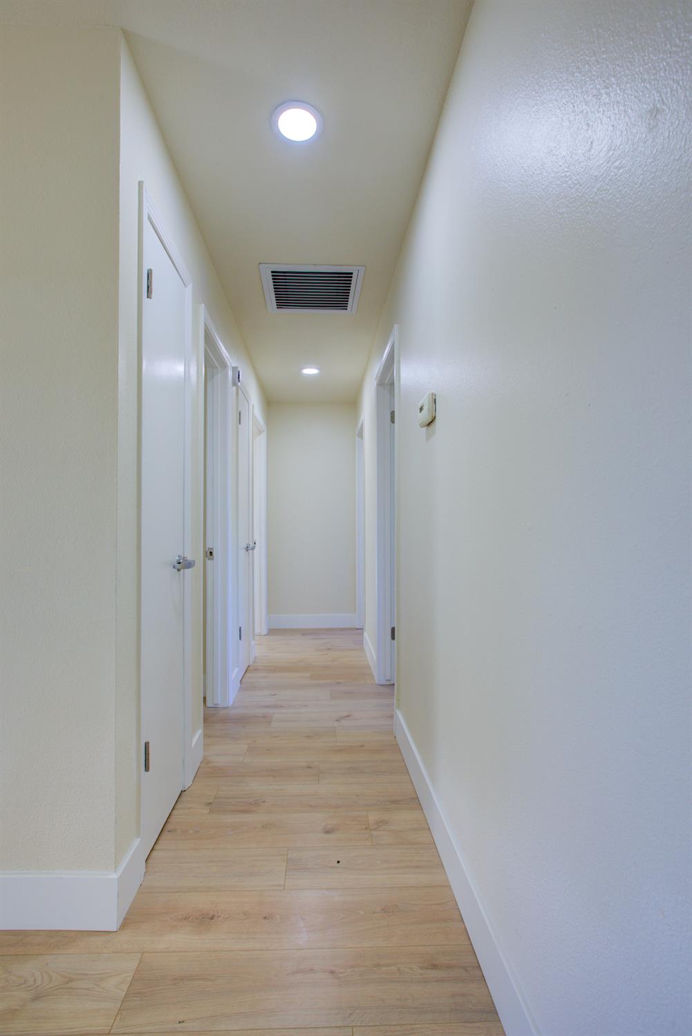 1673 Sacramento Drive Merced, CA 95348 - Photo 17 of 35 a view of hallway