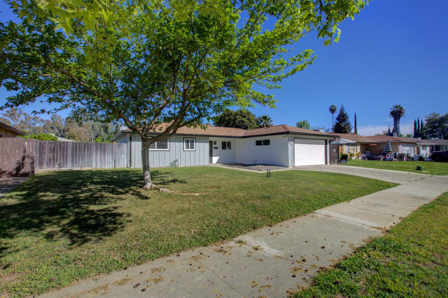 1673 Sacramento Drive Merced, CA 95348 - Photo 33 of 35 a view of a house with a back yard