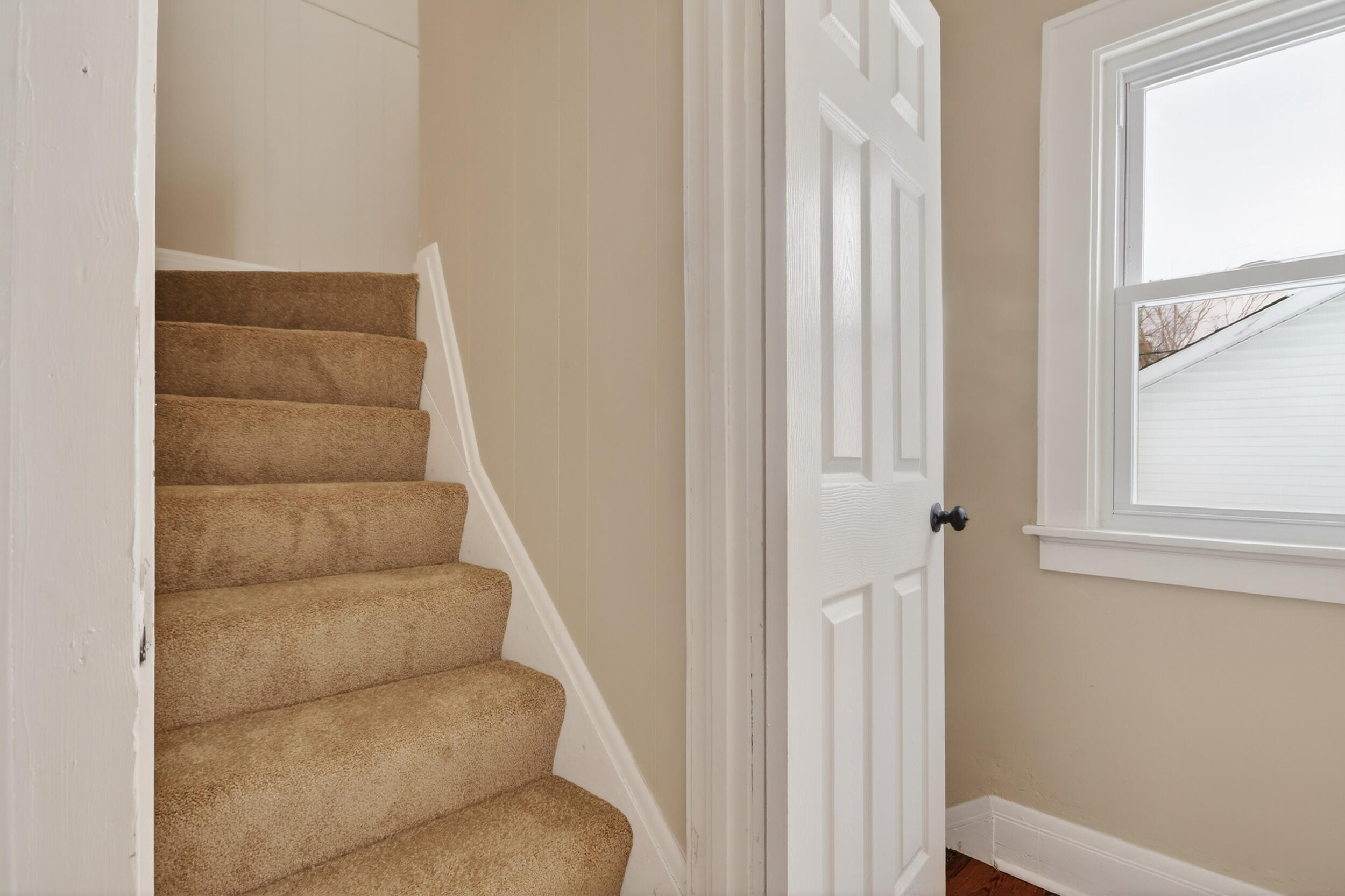 5535 North 40th Street Milwaukee, WI 53209 - Photo 19 of 42 STAIRS TO UPPER