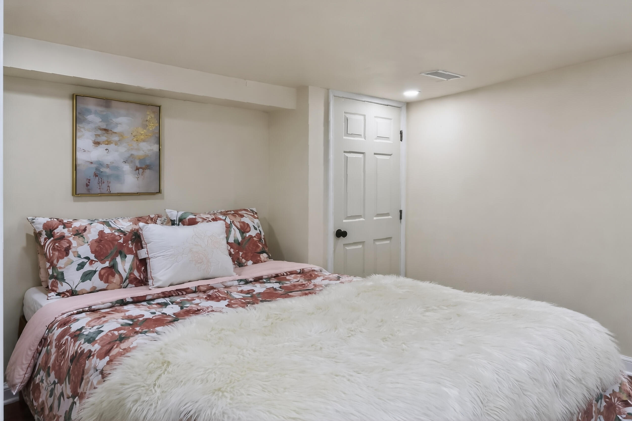 5535 North 40th Street Milwaukee, WI 53209 - Photo 30 of 42 BEDROOM 4