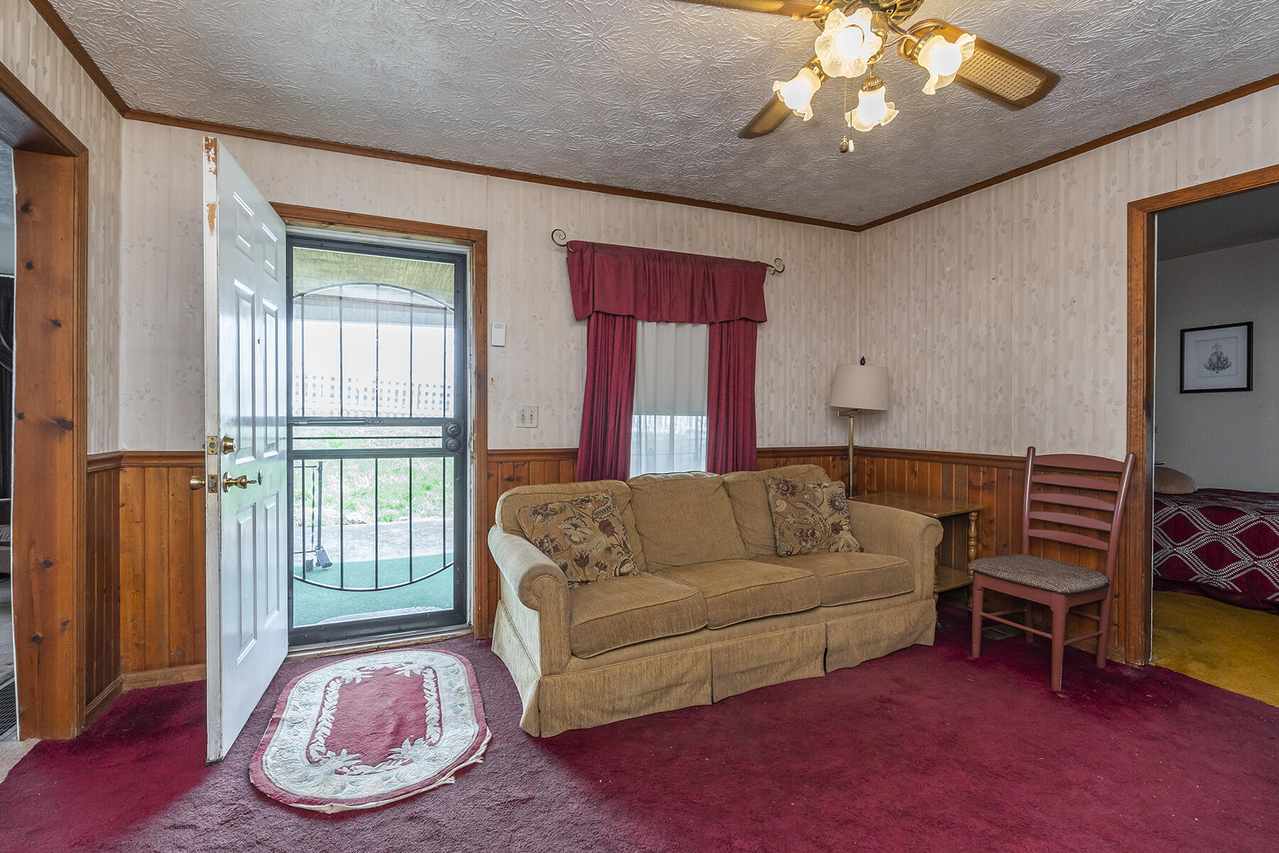 5158 Old Versailles Road Lexington, KY 40510 - Photo 5 of 22 5158oldus05