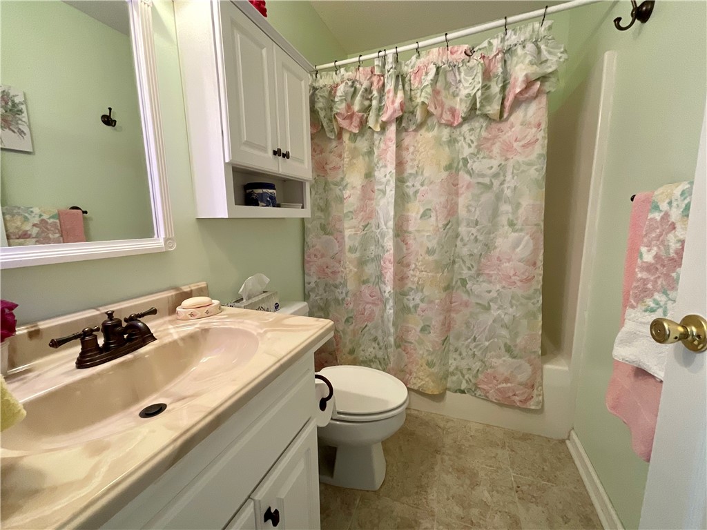 1109 Meadow Road Townville, SC 29689 - Photo 17 of 44 Gallery Image 17
