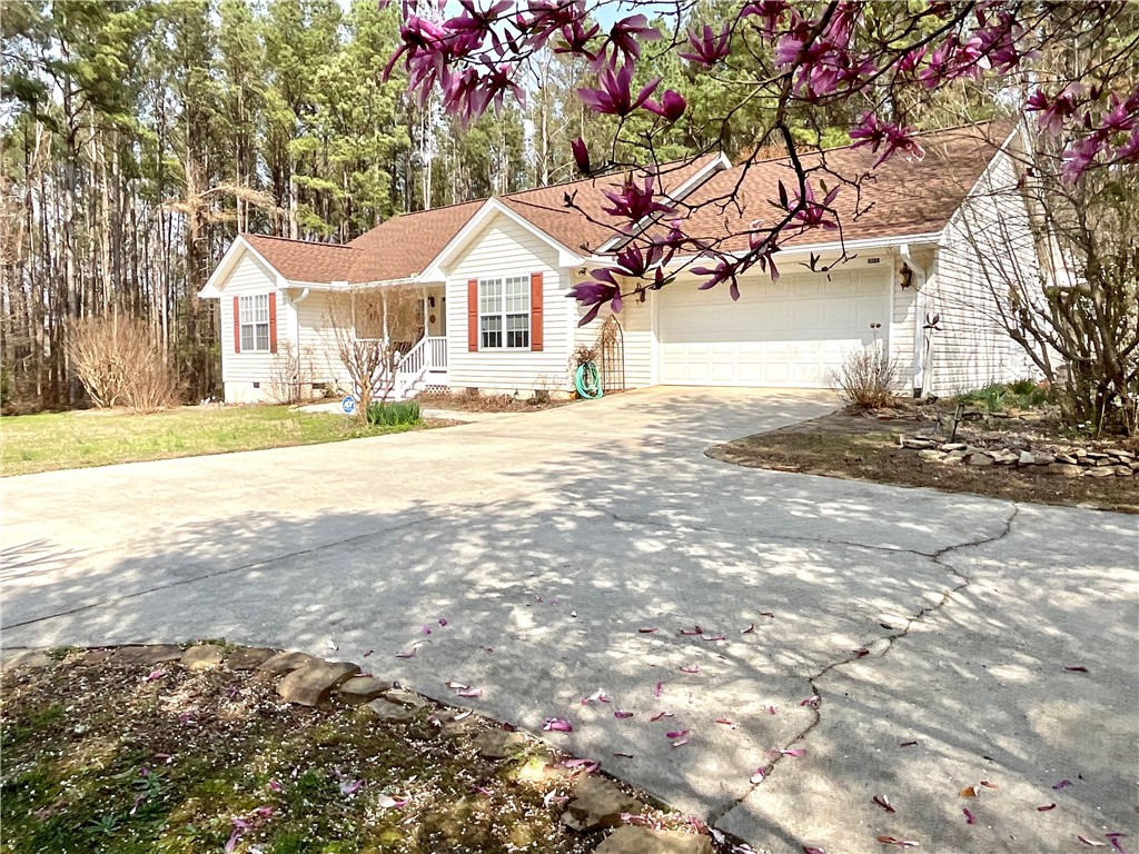 1109 Meadow Road Townville, SC 29689 - Photo 2 of 44 Gallery Image 2