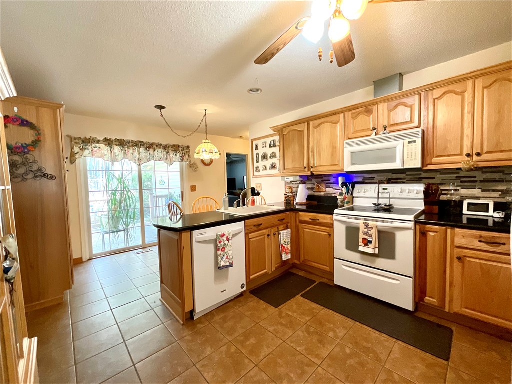 1109 Meadow Road Townville, SC 29689 - Photo 6 of 44 Gallery Image 6