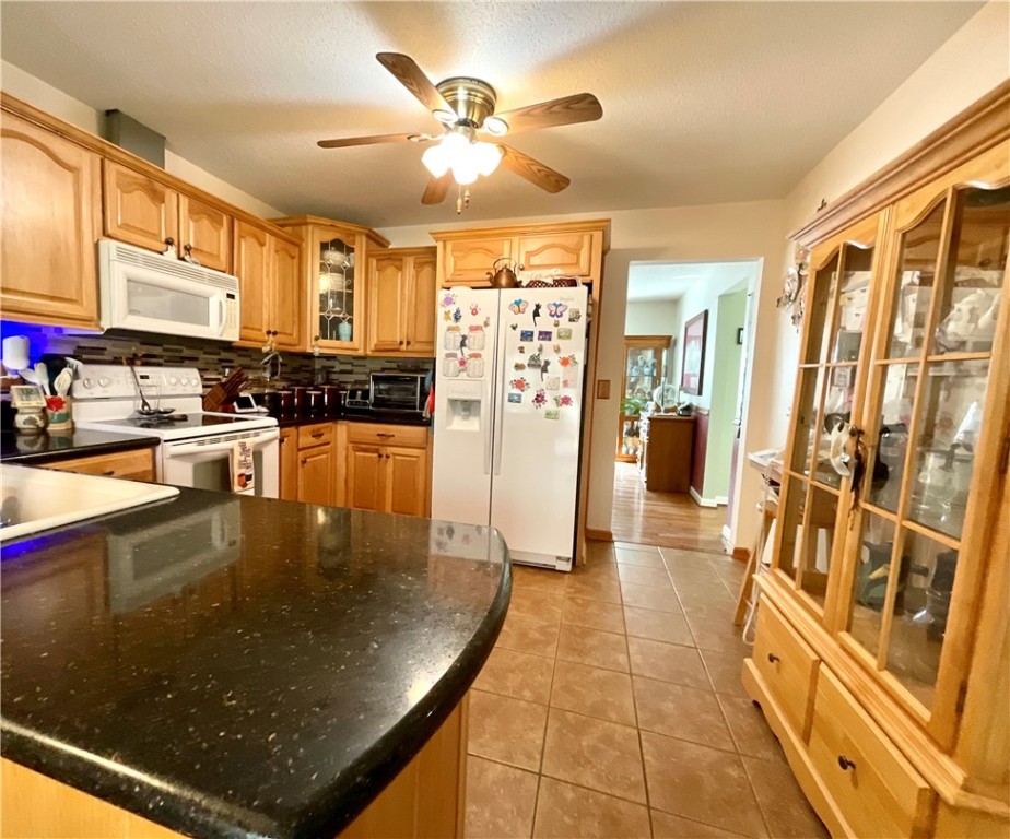 1109 Meadow Road Townville, SC 29689 - Photo 8 of 44 Gallery Image 8