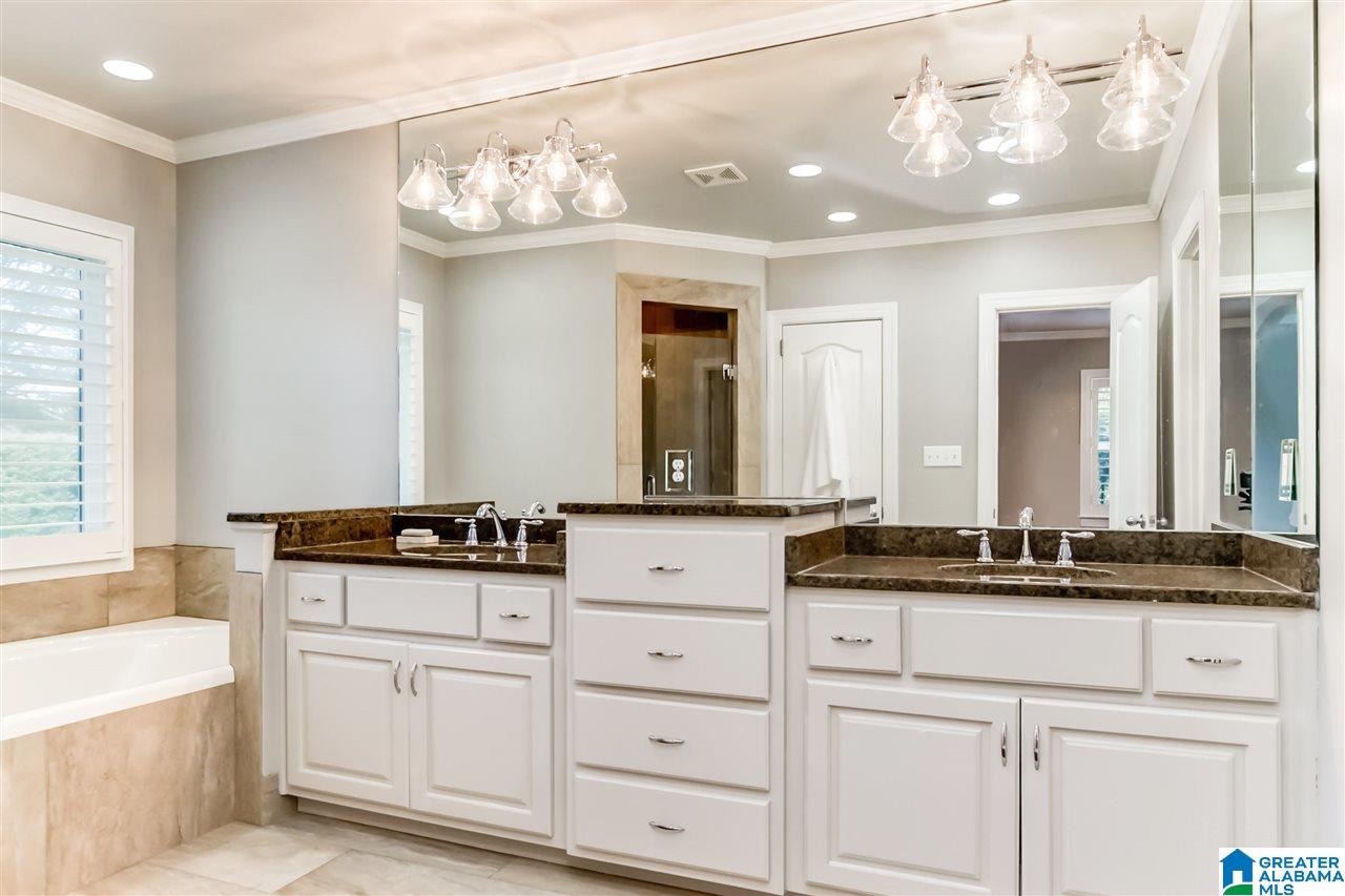 2445 Shades Crest Road Birmingham, AL 35216 - Photo 29 of 47