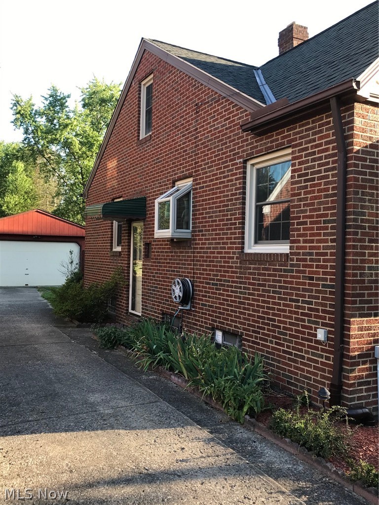 27137 Cook Road Olmsted Falls, OH 44138 - Photo 2 of 27 Gallery Image 2