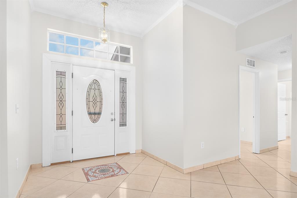 316 Colony Court Kissimmee, FL 34758 - Photo 3 of 25