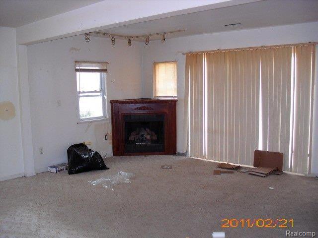 3145 Middle Road Highland, MI 48357 - Photo 7 of 9 6