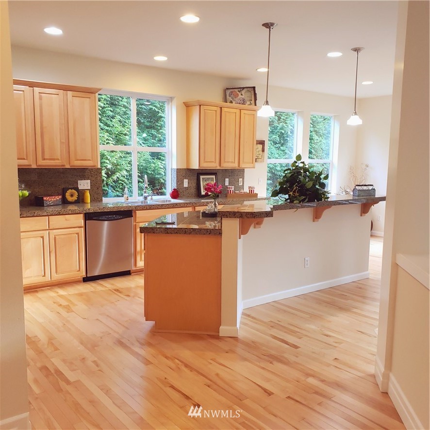 4776 Rutherford Circle Southwest Port Orchard, WA 98367 - Photo 9 of 25 Gallery Image 9