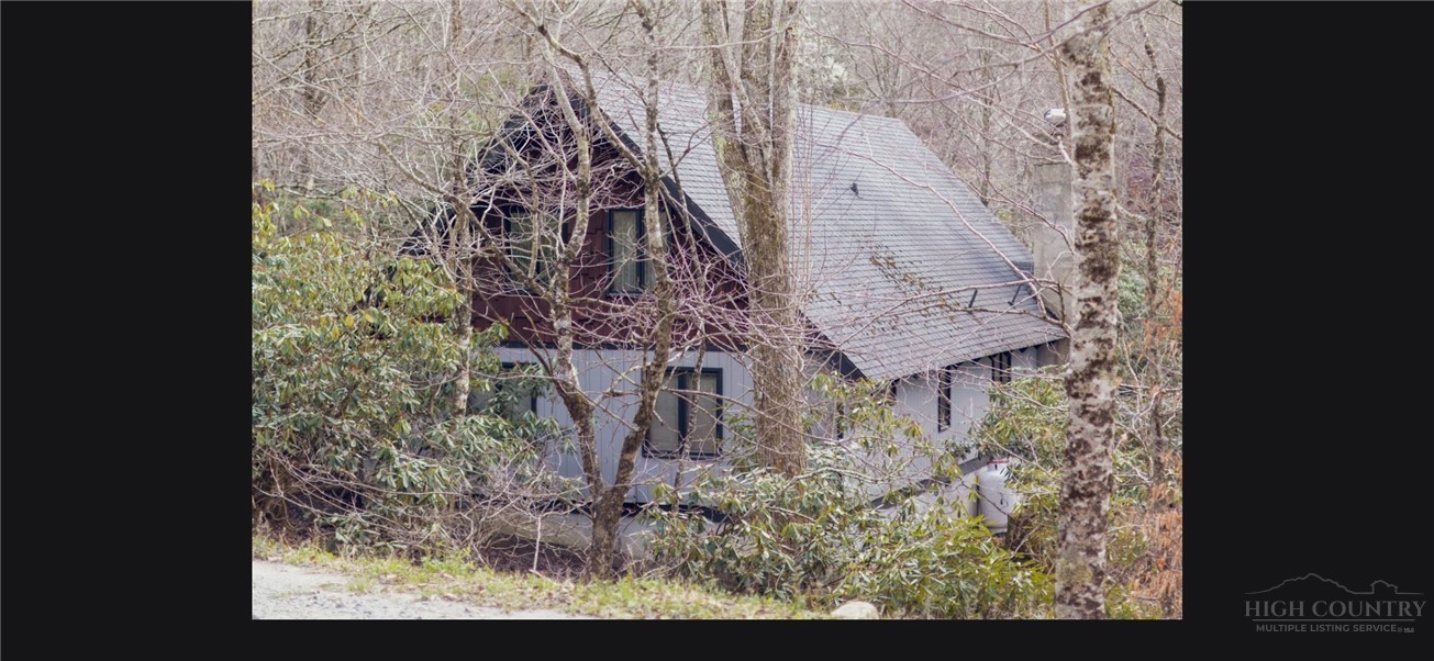 107-109 Shagbark Road Beech Mountain, NC 28604 - Photo 2 of 45 a bird view of a house