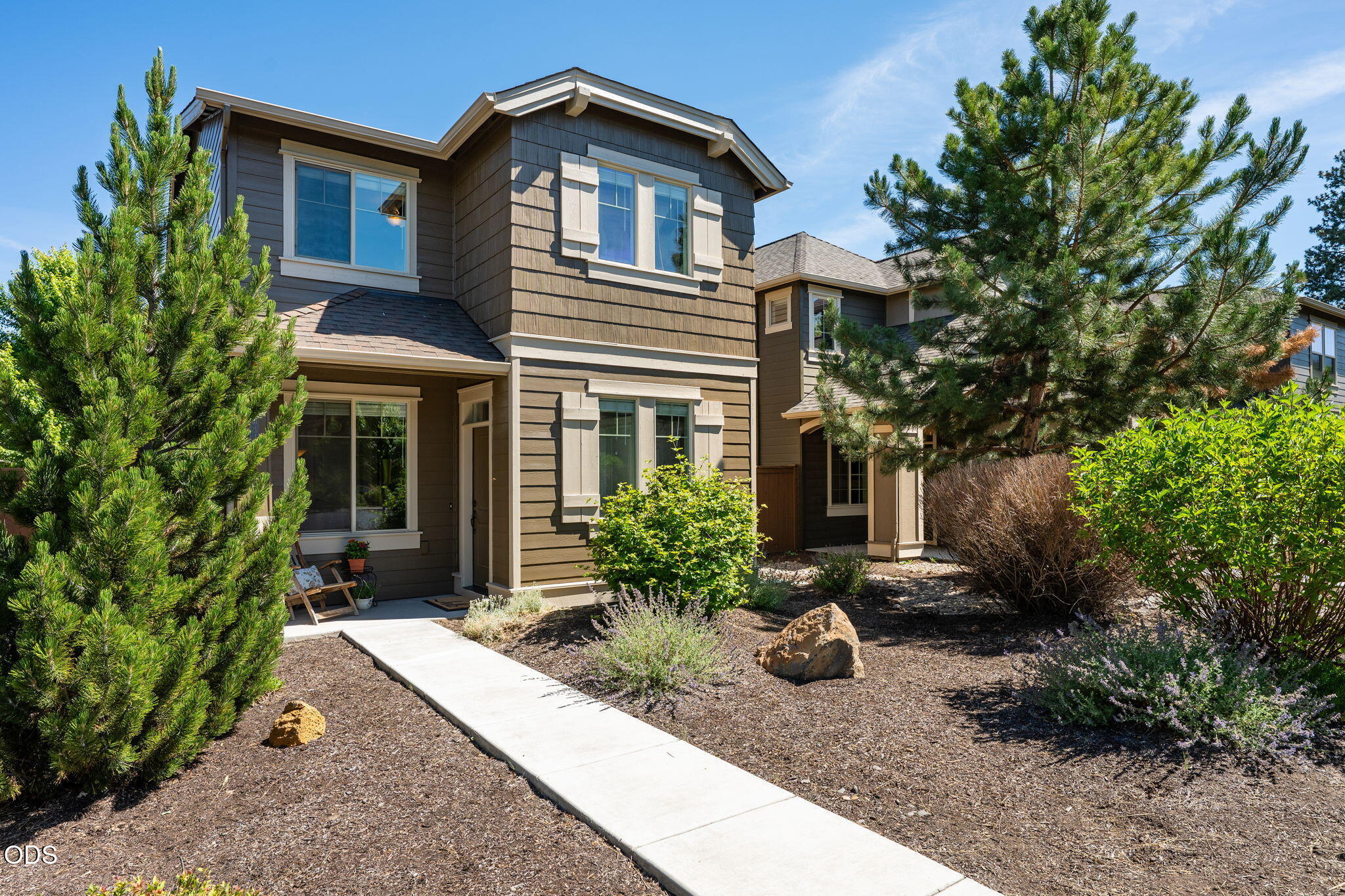 20844 Gateway Drive Bend, OR 97702 - Photo 2 of 53