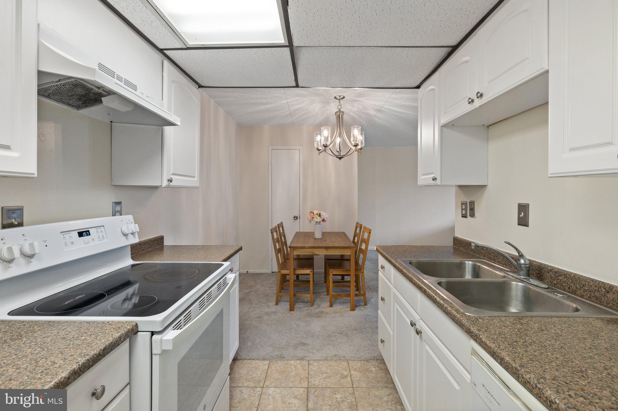 5911 Edsall Road, Unit 310 Alexandria, VA 22304 - Photo 17 of 34 Gallery Image 17