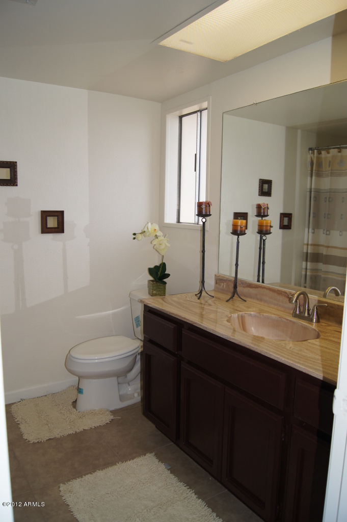 4201 West Hearn Road Phoenix, AZ 85053 - Photo 12 of 19 13