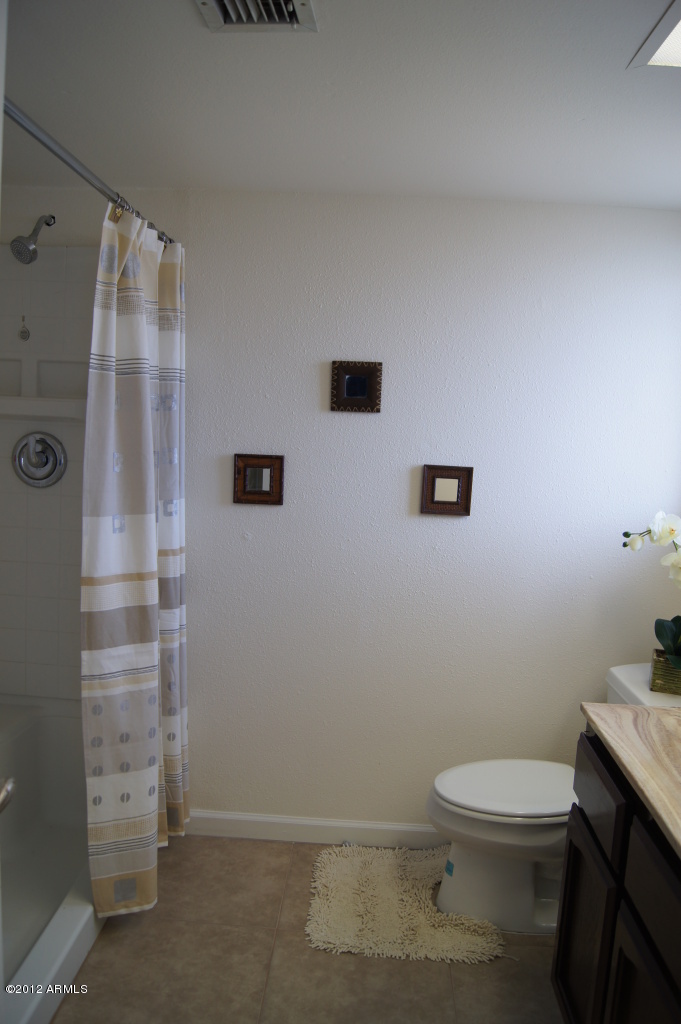 4201 West Hearn Road Phoenix, AZ 85053 - Photo 13 of 19 17