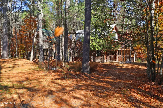 $399,000 | 75 Wood Thrush Way, Schroon Lake, NY 12870