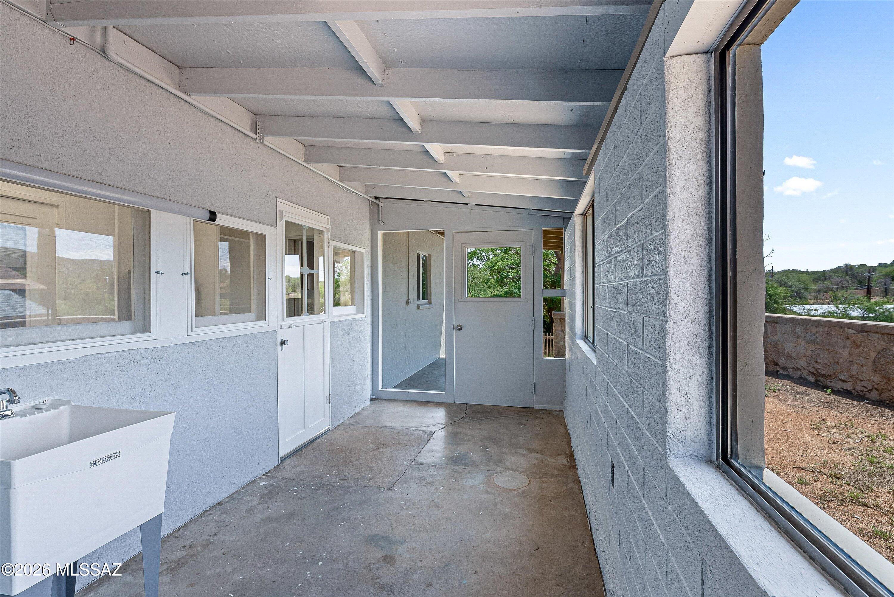 730 North Robles Road Oracle, AZ 85623 - Photo 21 of 28 21-Backyard Patio