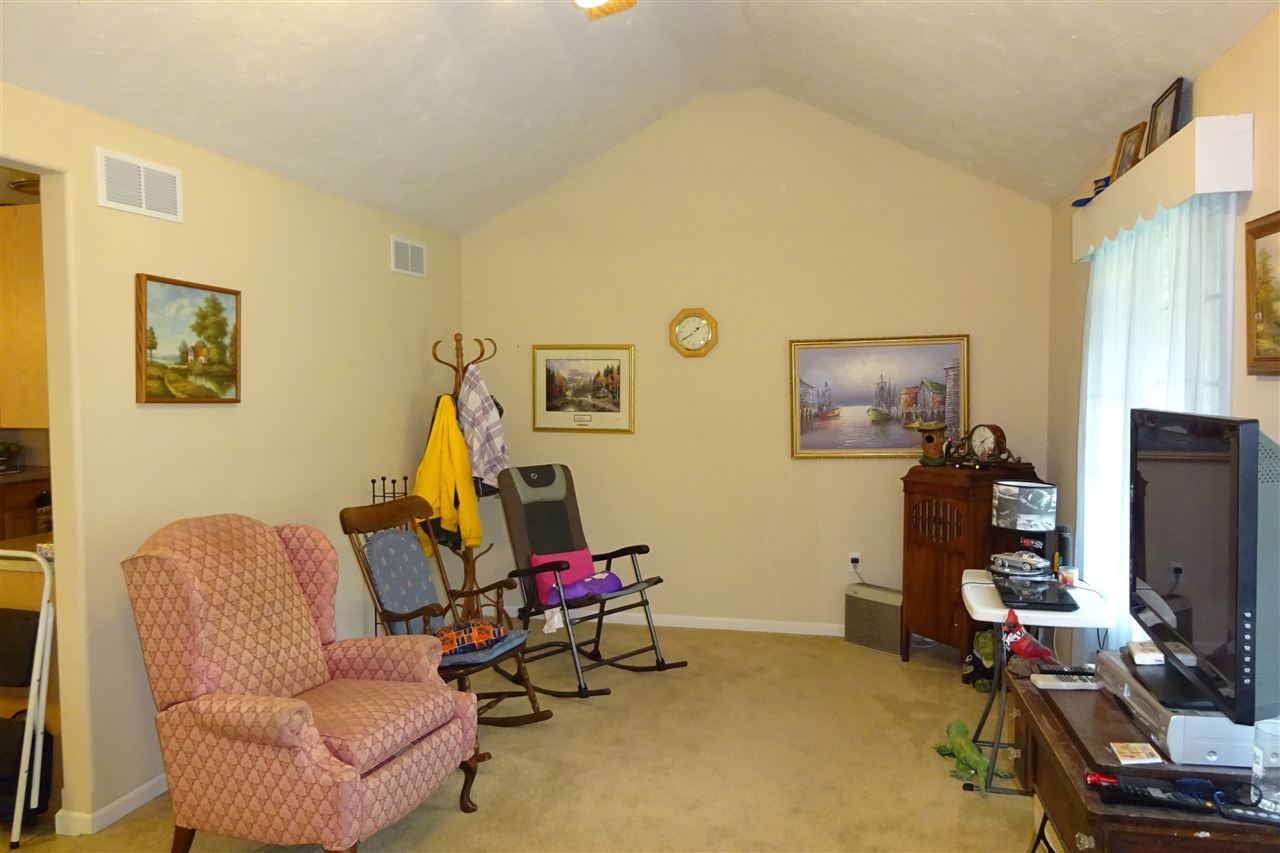 2815 Wabash Avenue Rochester, IN 46975 - Photo 2 of 32