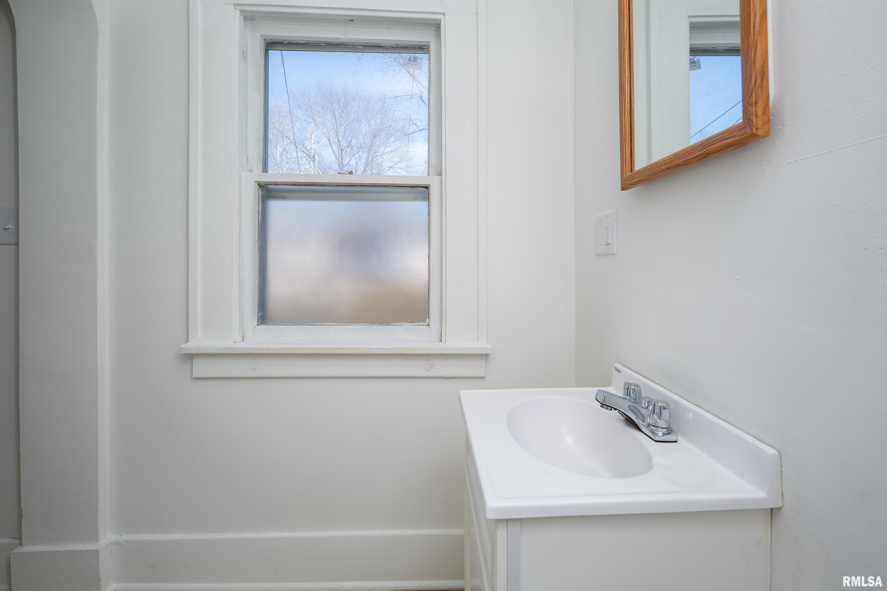 3159 9th Street Rock Island, IL 61201 - Photo 23 of 46 Gallery Image 23