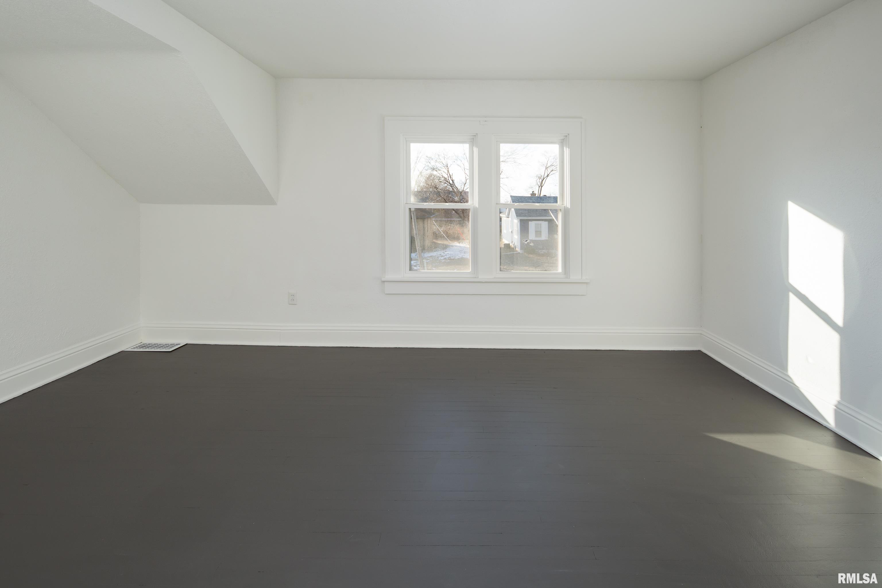 3159 9th Street Rock Island, IL 61201 - Photo 36 of 46 Gallery Image 36
