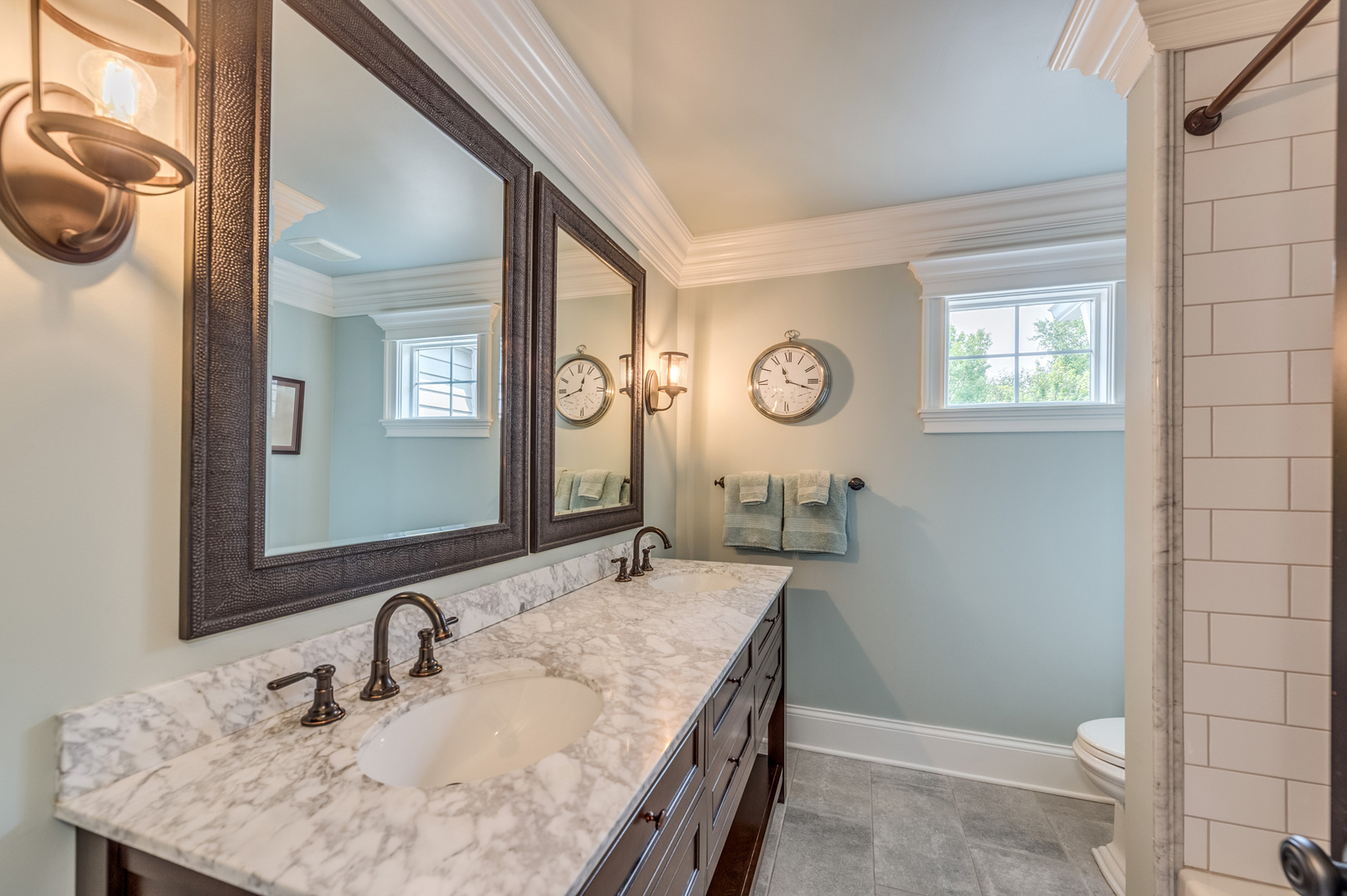 8N669 Edgewood Road Elgin, IL 60124 - Photo 39 of 59 Gallery Image 39
