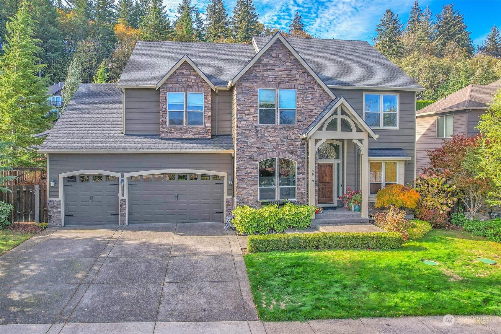 3913 Northwest Jasmine Street Camas, WA 98607 - Photo 2 of 39