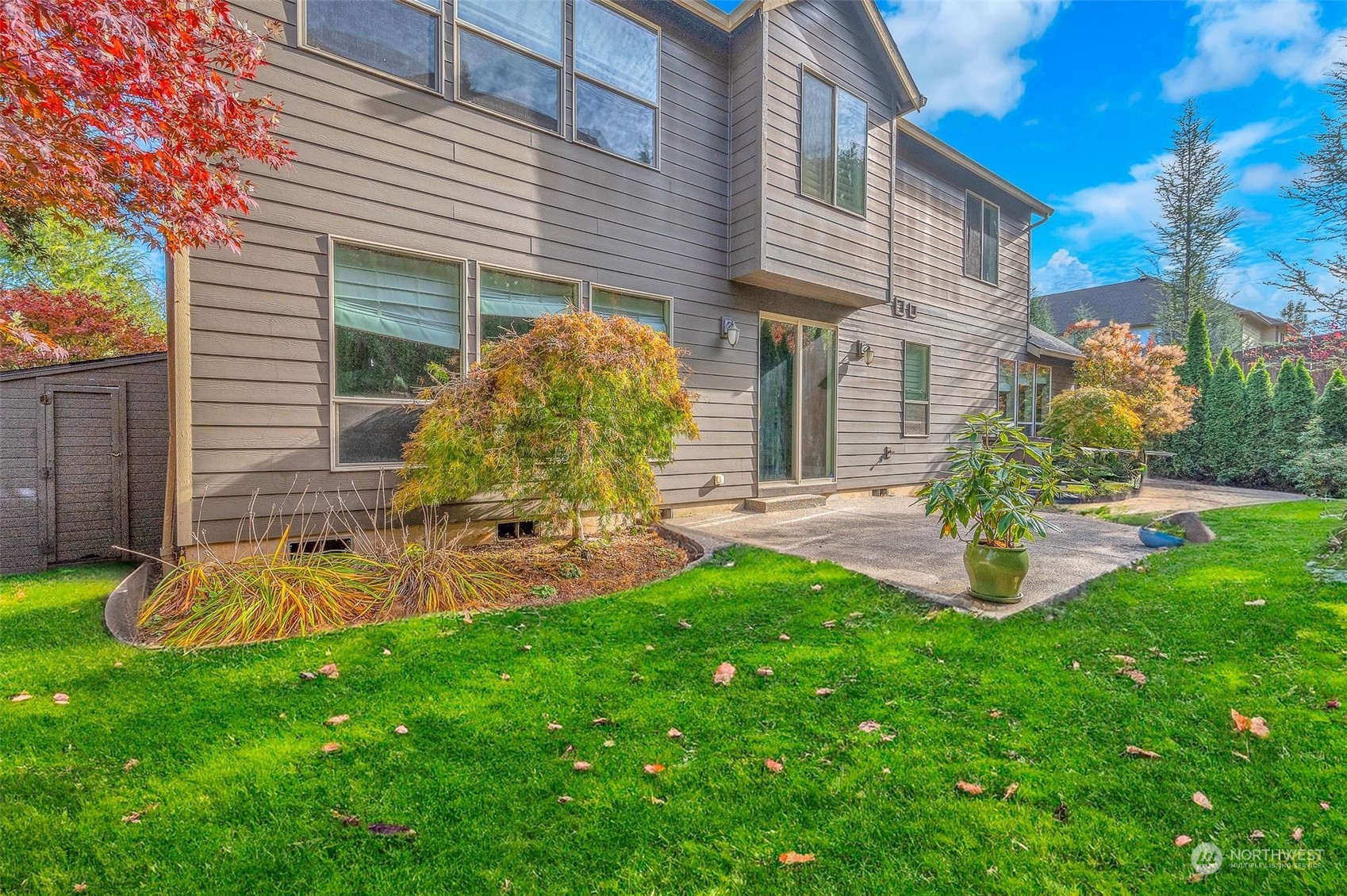 3913 Northwest Jasmine Street Camas, WA 98607 - Photo 3 of 39