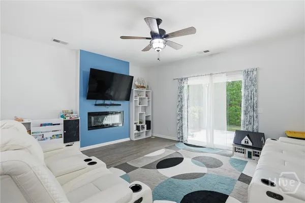 $2,550 | 17 Crown Court, Richmond Hill, GA 31324