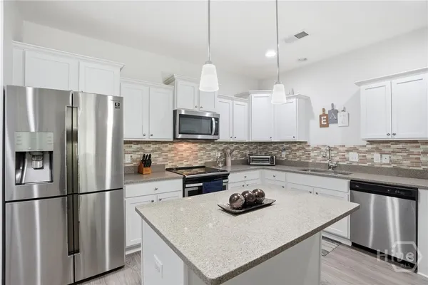 $2,550 | 17 Crown Court, Richmond Hill, GA 31324