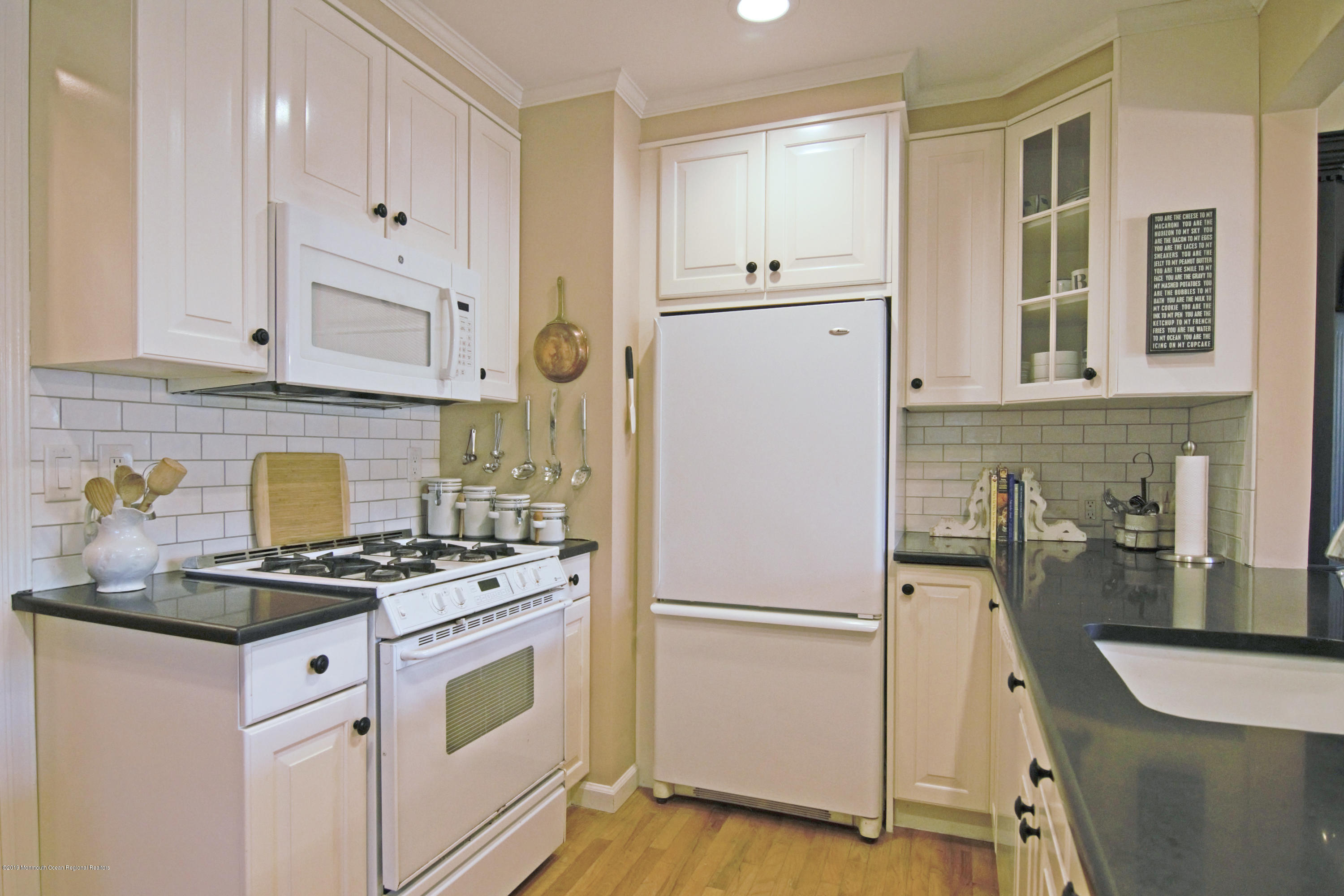 5 Berkeley Square Brielle, NJ 08730 - Photo 3 of 16 3