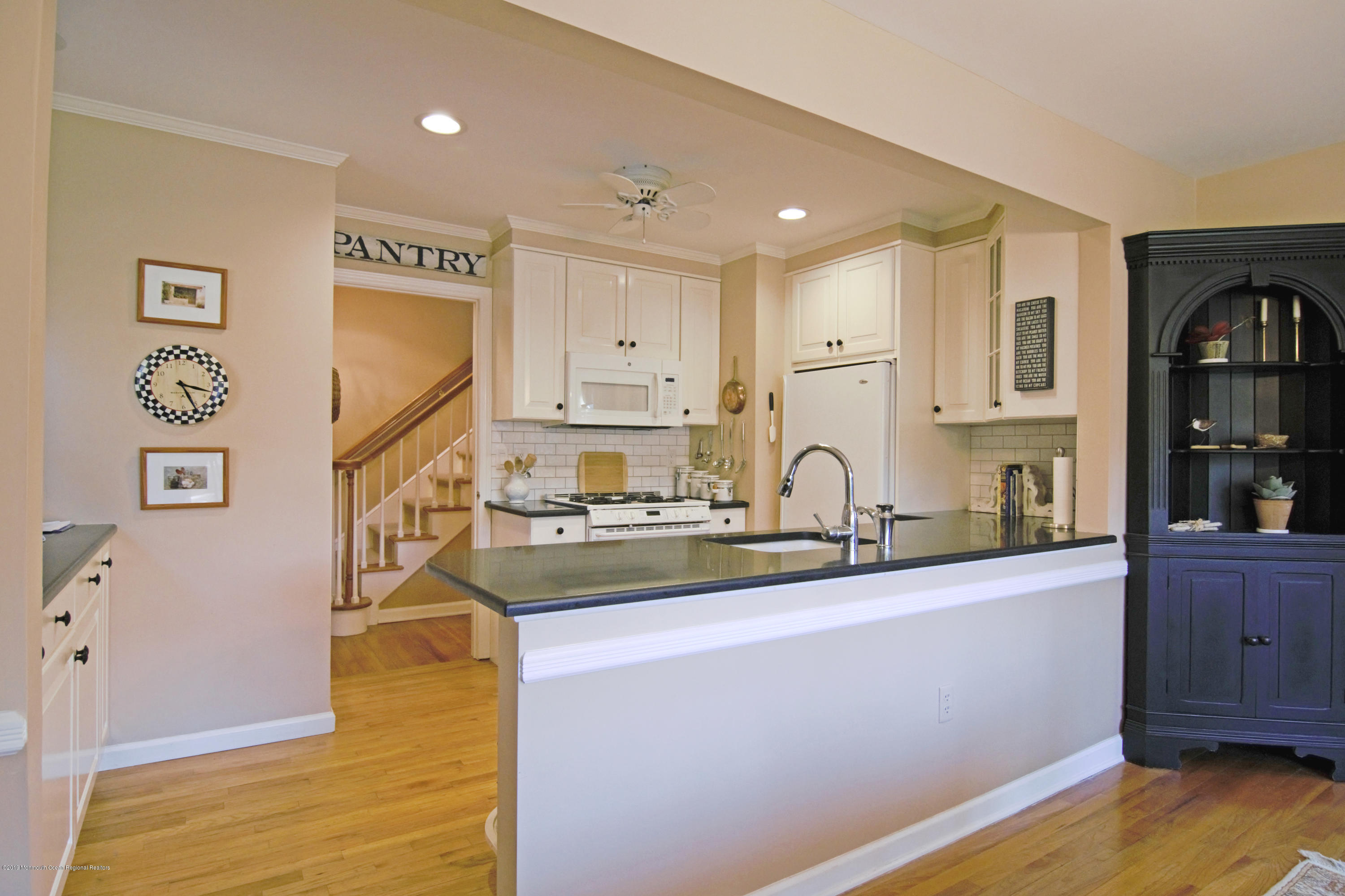 5 Berkeley Square Brielle, NJ 08730 - Photo 4 of 16 4