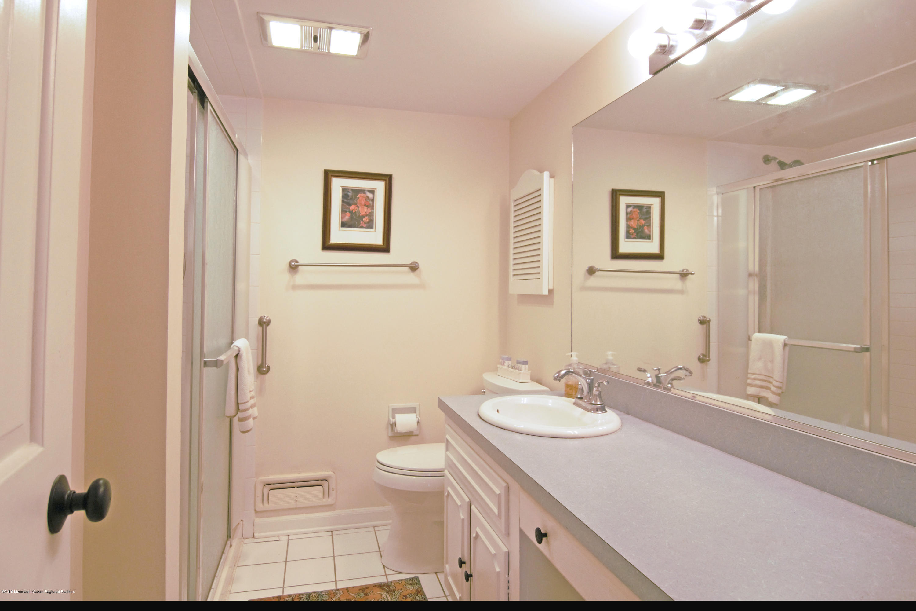 5 Berkeley Square Brielle, NJ 08730 - Photo 9 of 16 9