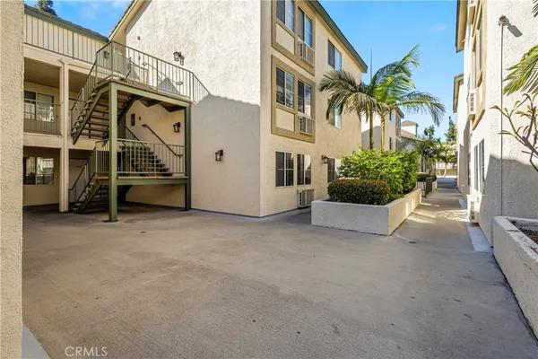 $299,900 | 15000 Downey Avenue, Unit 337, Paramount, CA 90723