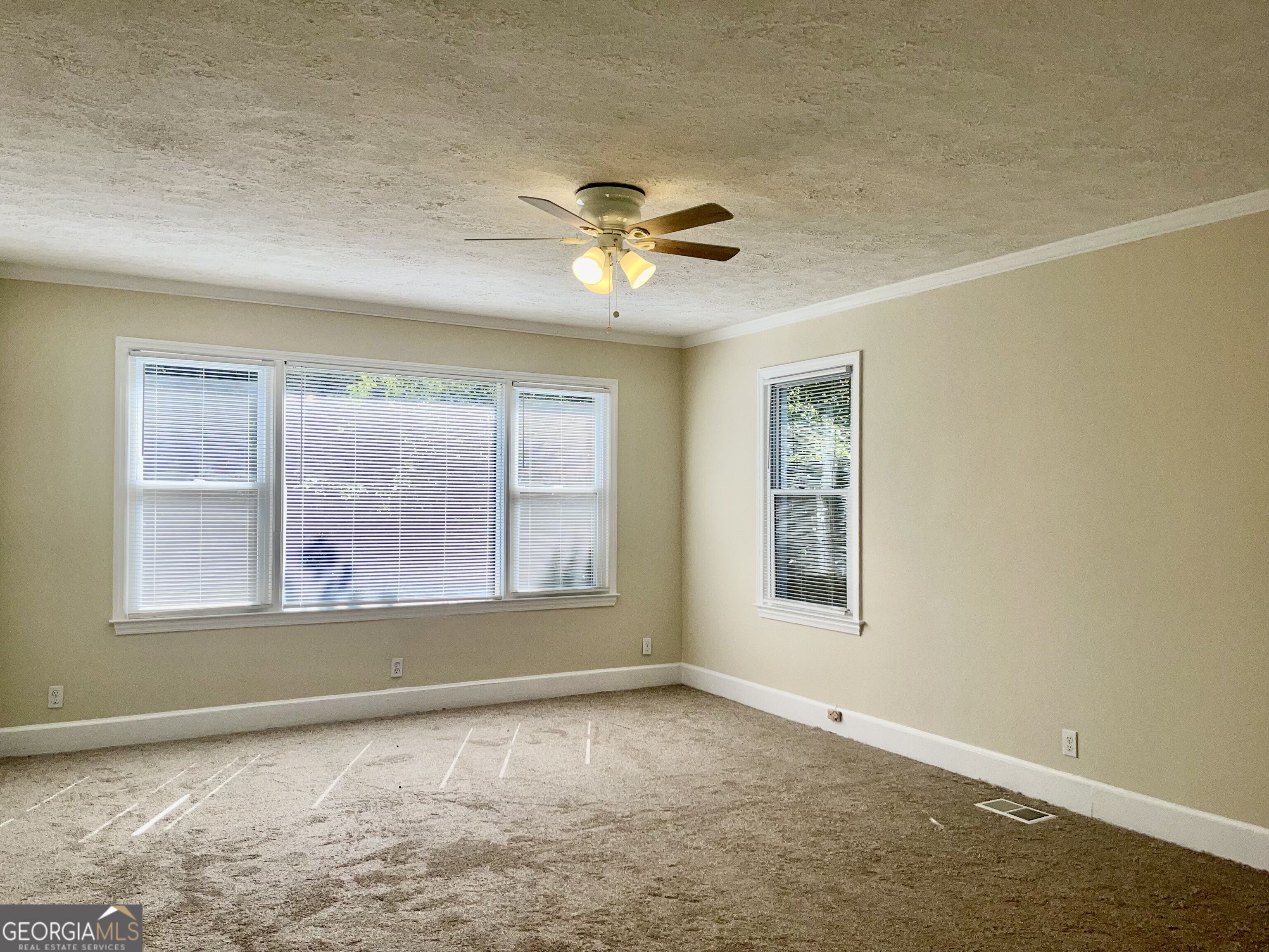 1088 Forrest Boulevard Decatur, GA 30030 - Photo 9 of 11 Gallery Image 9