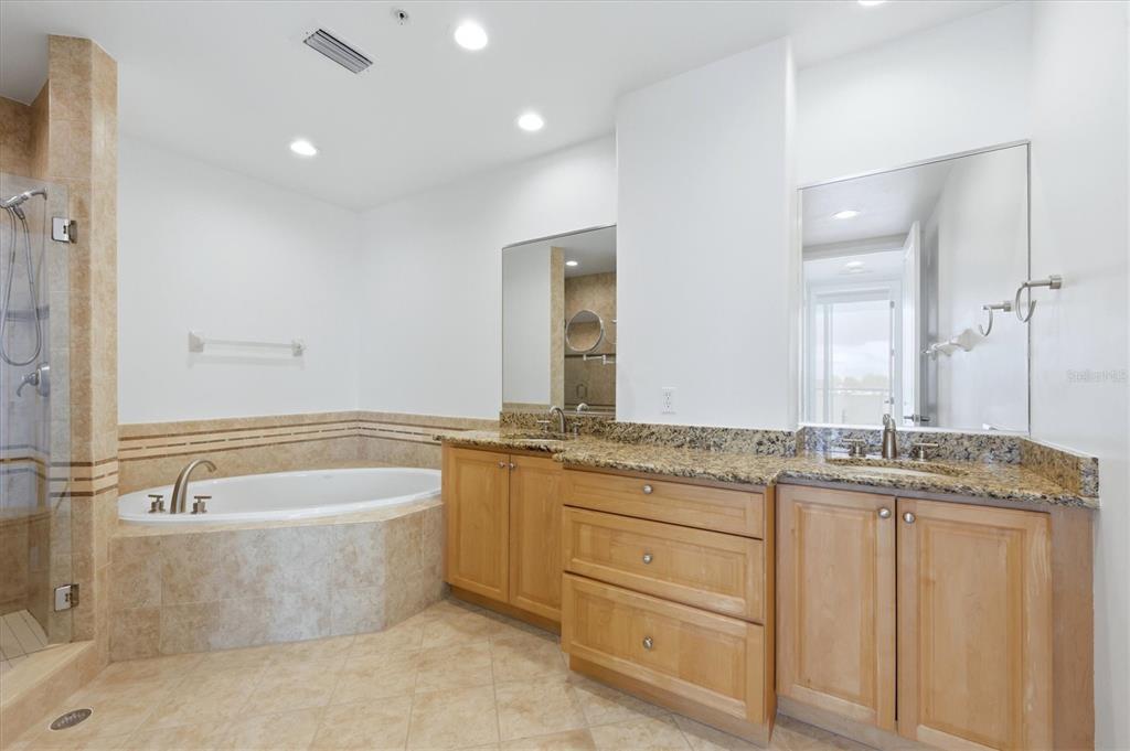 1375 Beach Road, Unit 210 & SLIP 21 Englewood, FL 34223 - Photo 24 of 43 Gallery Image 24