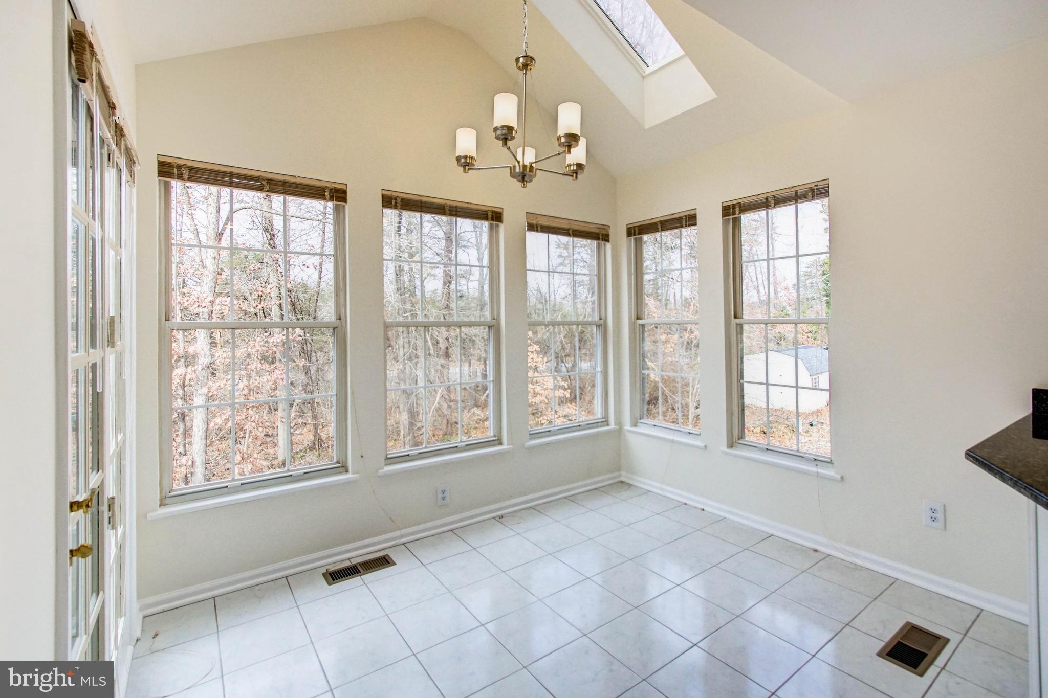 6540 Wheat Mill Way Centreville, VA 20121 - Photo 18 of 50